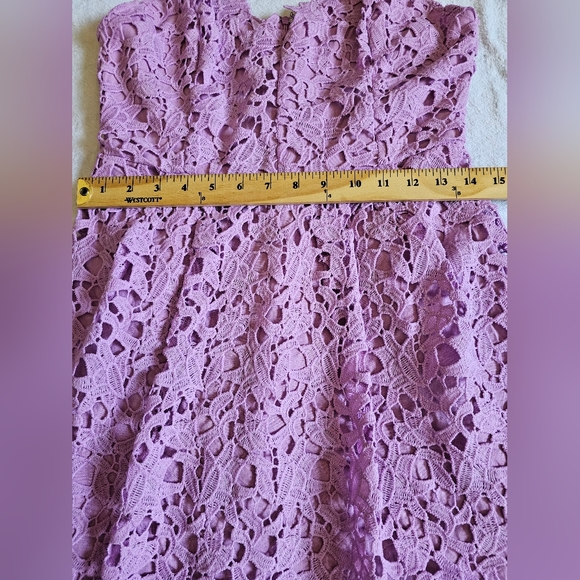 ASTR The Label Lilac Lace Crochet Midi Dress A-Line Sleeveless V-Neck Size Large - Picture 8 of 13